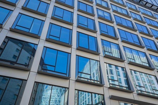 Investițiile imobiliare în România: Randamente atrăgătoare și selecție atentă a activelor