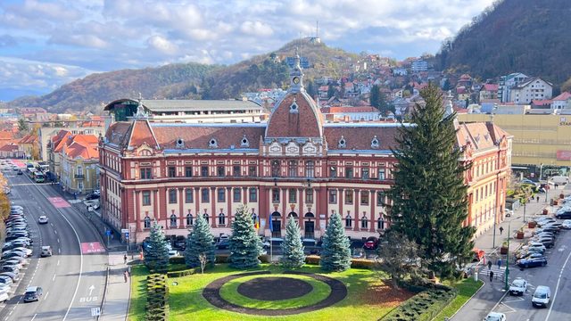 Constructori în competiție pentru reabilitarea Palatului Administrativ din Brașov