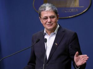 MARCEL BOLOS, MINISTRUL FONDURILOR EUROPENE: "Fostul Guvern si Comisia Nationala de Prognoza au subestimat costurile pentru Autostrada Unirii"