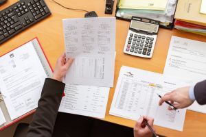 Managerii estimeaza o crestere a activitatii in constructii si in comert in lunile februarie - aprilie