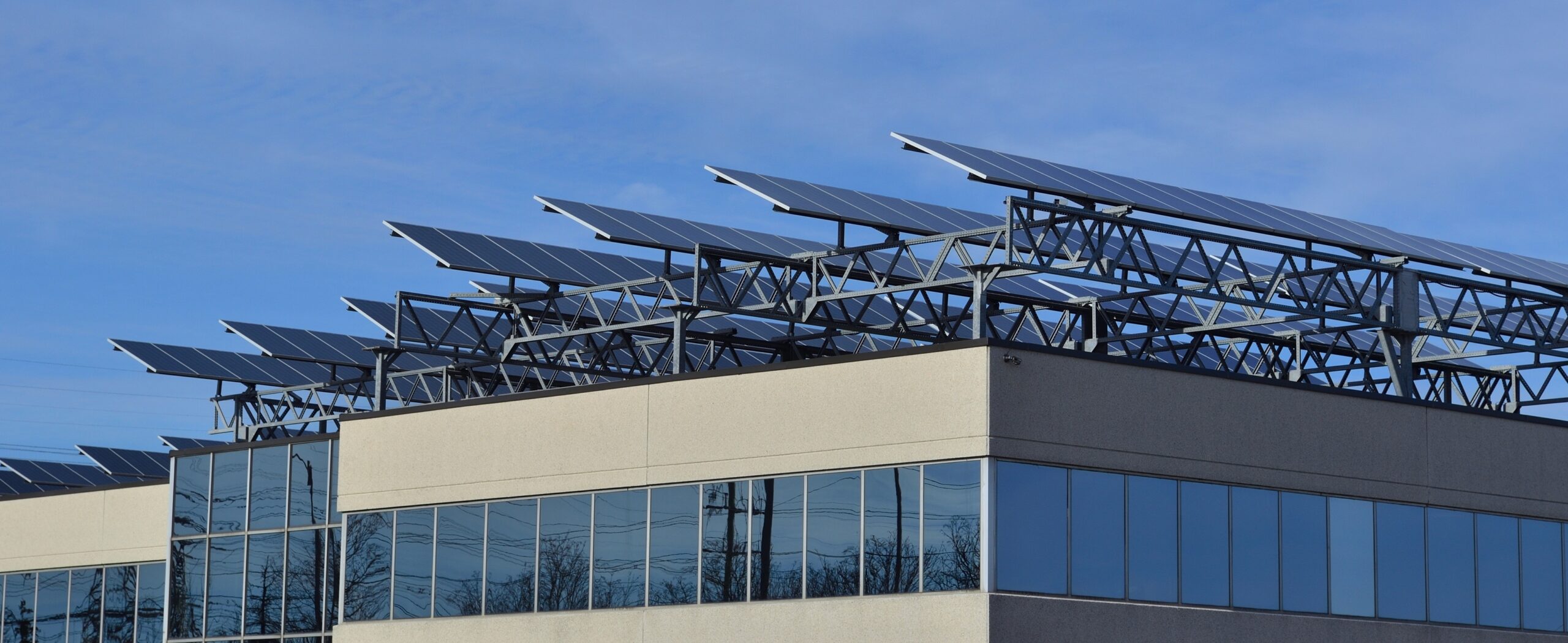Energia regenerabila: prevederile Directivei europene vor completa legislatia romaneasca