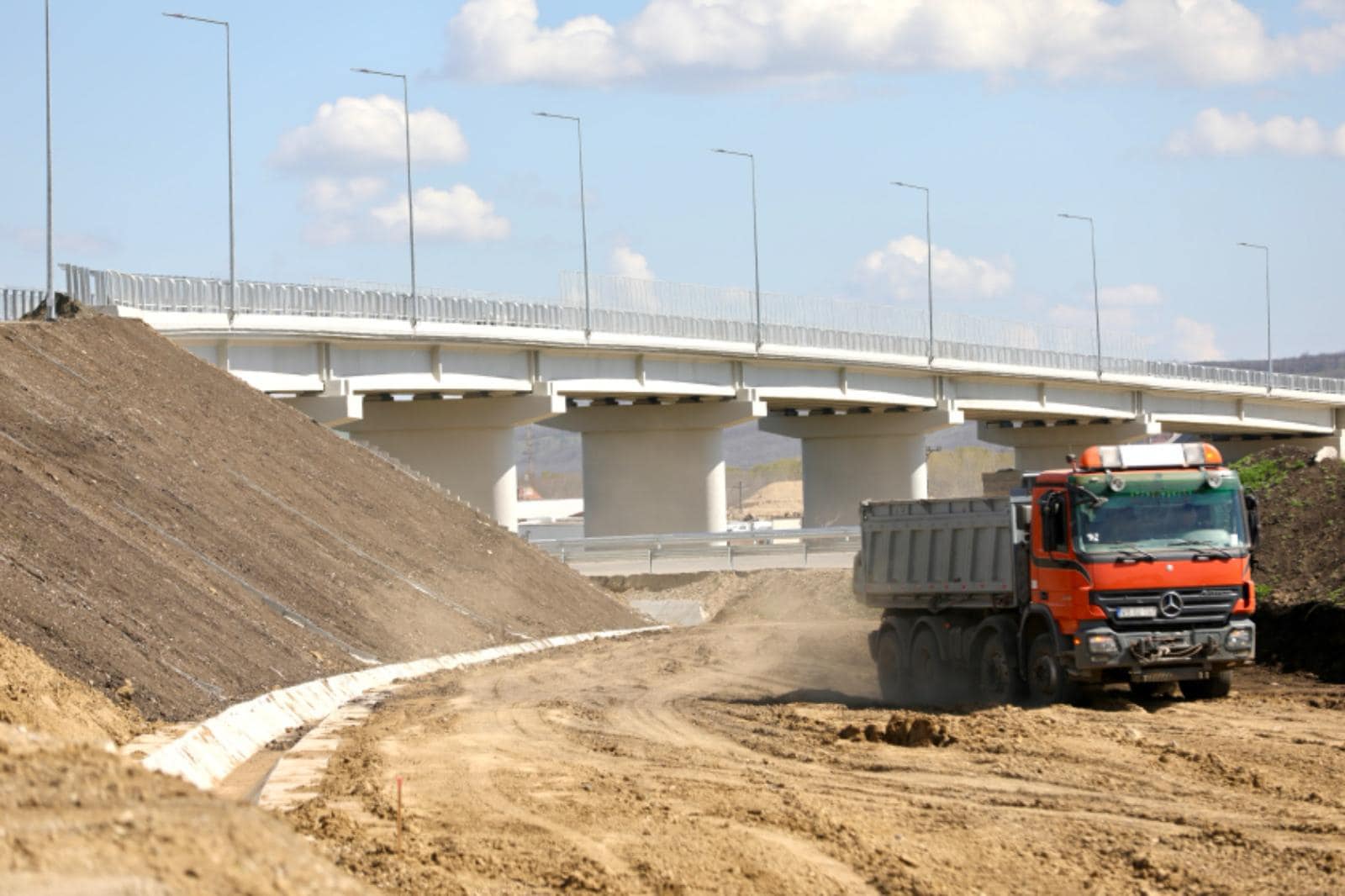 Variante Ocolitoare: Vor incepe lucrarile de construire a unor importante centuri rutiere