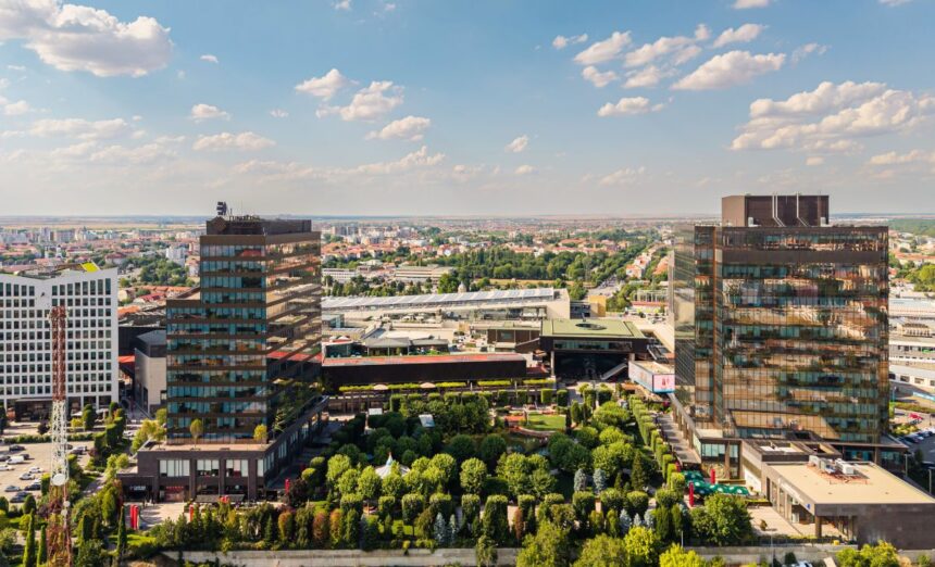 Analiza pieței imobiliare – Timișoara Real Estate Roundtable 2025: Timișoara confirmă statutul de oraș magnet al zonei de Vest și atrage două noi investiții imobiliare ce depășesc 100 de milioane de Euro