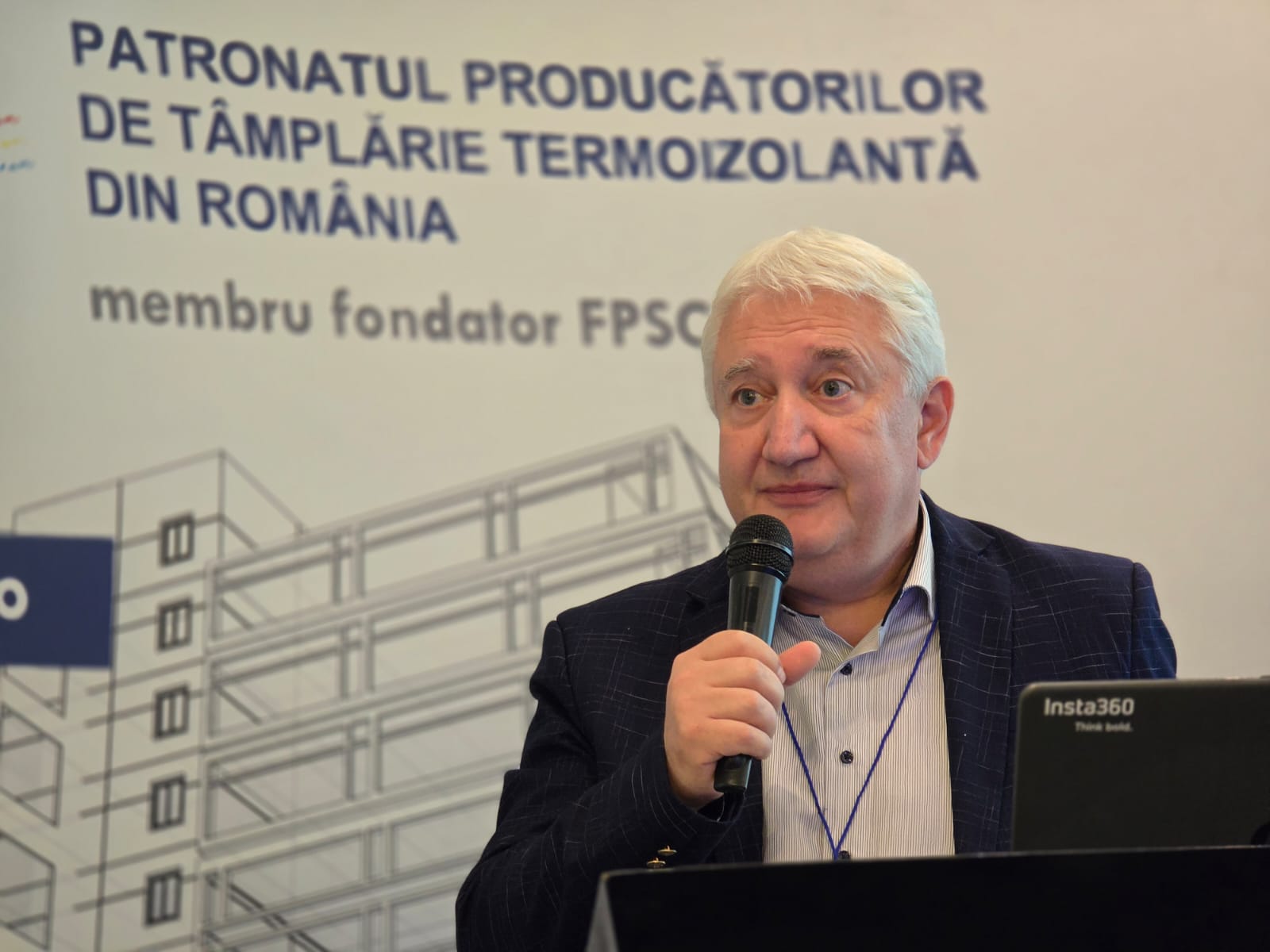 Producatorii de tamplarie termoizolanta cer Guvernului sa sprijine firmele care produc si exporta
