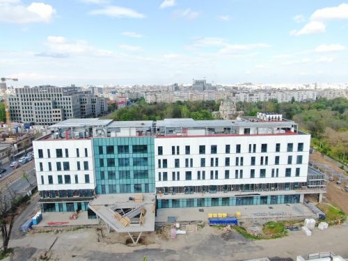 Dupa deblocarea platilor, constructorul reia lucrarile pe santierul noului spital TBC „Marius Nasta”