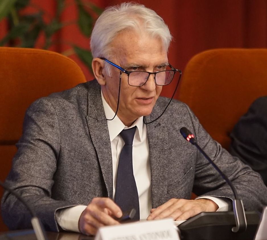 Agregate minerale: Criza combustibililor poate majora cu peste 20% costul de productie ai transport al agregatelor
