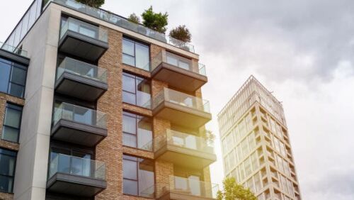 Mai multe tranzactii imobiliare in luna iunie