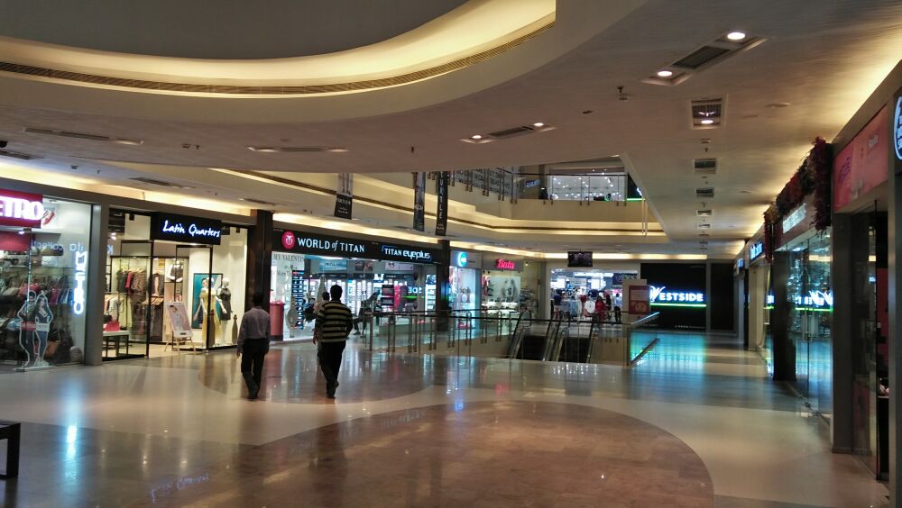 Spatii comerciale: Peste 162 mii mp spatii au fost finalizate in primul semestru