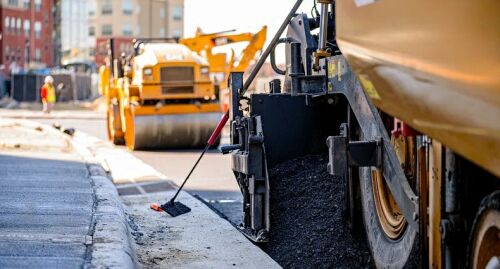 Mita pentru refacerea trotuarelor fara a folosi materialele prevazute in ofertele financiare