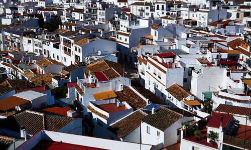 Spania va finanta construirea anual a 15 mii de locuinte accesibile