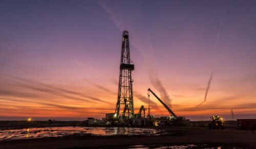 Cresterea preturilor combustibililor pune presiune pe economia Europei