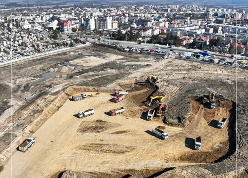 Constructii Erbasu pregateste terenul pentru construirea Stadionului “Nicolae Dobrin” din Pitesti