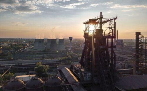 Salariatii firmelor de interes strategic vor avea protectie sporita