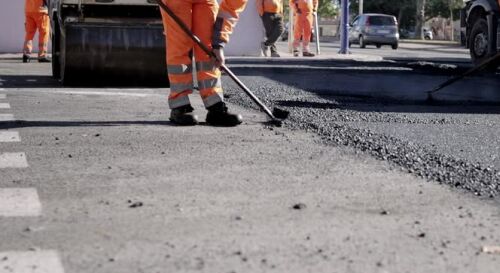 Dimex 2000, castigatoarea unei licitatii pentru lucrari rutiere de peste 40 mil euro, cere semnarea contractului