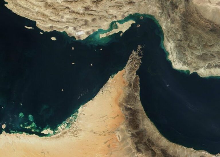 Reescaladarea conflictului din Golful Persic afecteaza cotatiile petrolului si ale aluminiului